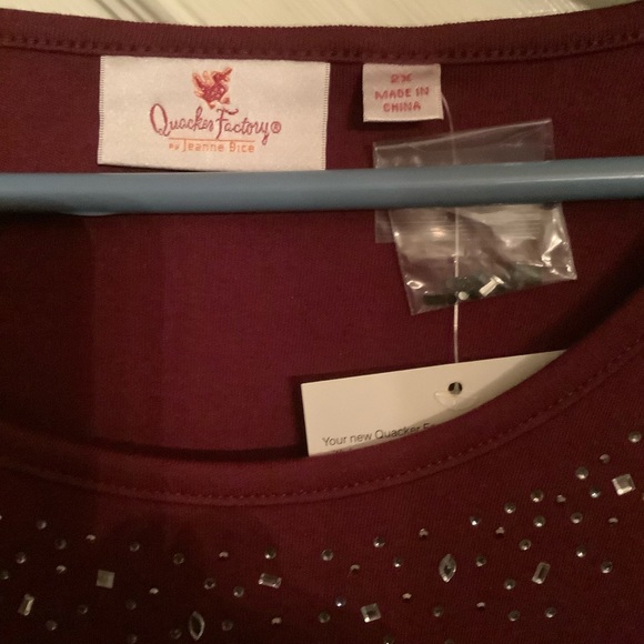 New with Tags Quacker Factory 2X Rich Red Top & NWOT VeneziaAqua black top 18/20 - Picture 6 of 15